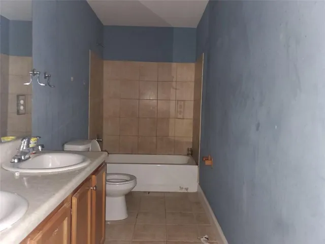 1170