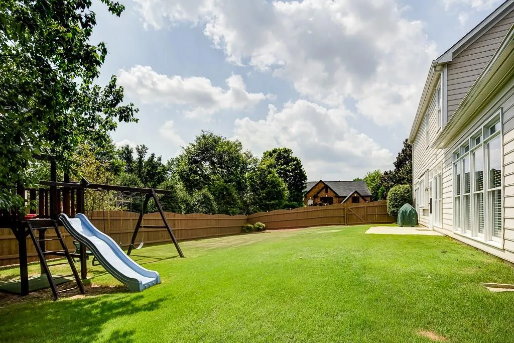 310 Craighead Drive, Sandy Springs, Georgia 30319, 4 Bedrooms Bedrooms, ,3 BathroomsBathrooms,Residential,Sold,310 Craighead Drive,5715260