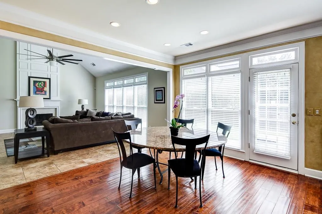 310 Craighead Drive, Sandy Springs, Georgia 30319, 4 Bedrooms Bedrooms, ,3 BathroomsBathrooms,Residential,Sold,310 Craighead Drive,5715260