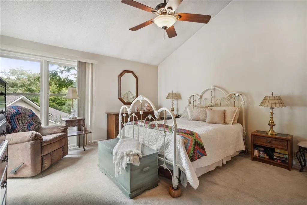 106 Dunwoody Springs Drive, Sandy Springs, Georgia 30328, 2 Bedrooms Bedrooms, ,2 BathroomsBathrooms,Residential,Sold,106 Dunwoody Springs Drive,7115590