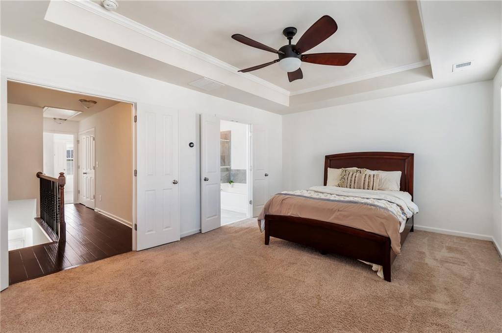 Spacious primary bedroom Spacious primary bedroom