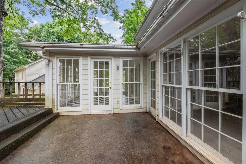 315 Amador Circle, Sandy Springs, Georgia 30350, 4 Bedrooms Bedrooms, ,2 BathroomsBathrooms,Residential,Sold,315 Amador Circle,6946307