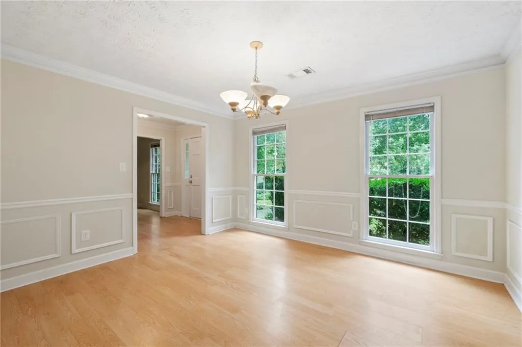 315 Amador Circle, Sandy Springs, Georgia 30350, 4 Bedrooms Bedrooms, ,2 BathroomsBathrooms,Residential,Sold,315 Amador Circle,6946307