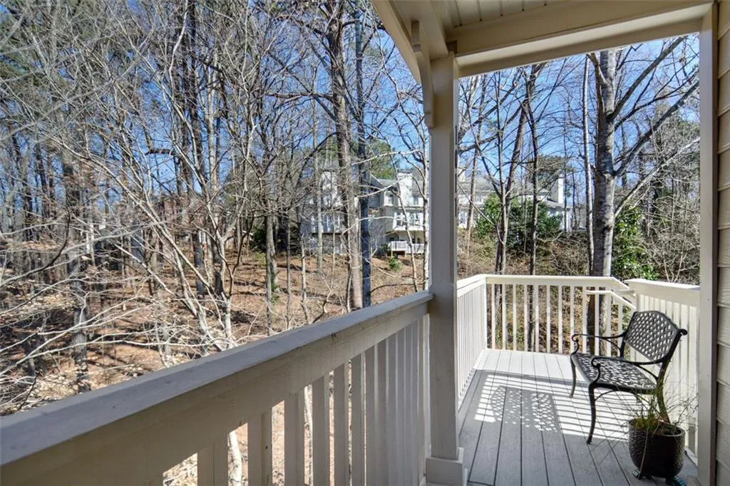 1011 Camden Court, Atlanta, Georgia 30327, 2 Bedrooms Bedrooms, ,2 BathroomsBathrooms,Residential,Sold,1011 Camden Court,6836750 1011 Camden Court, Atlanta, Georgia 30327, 2 Bedrooms Bedrooms, ,2 BathroomsBathrooms,Residential,Sold,1011 Camden Court,6836750