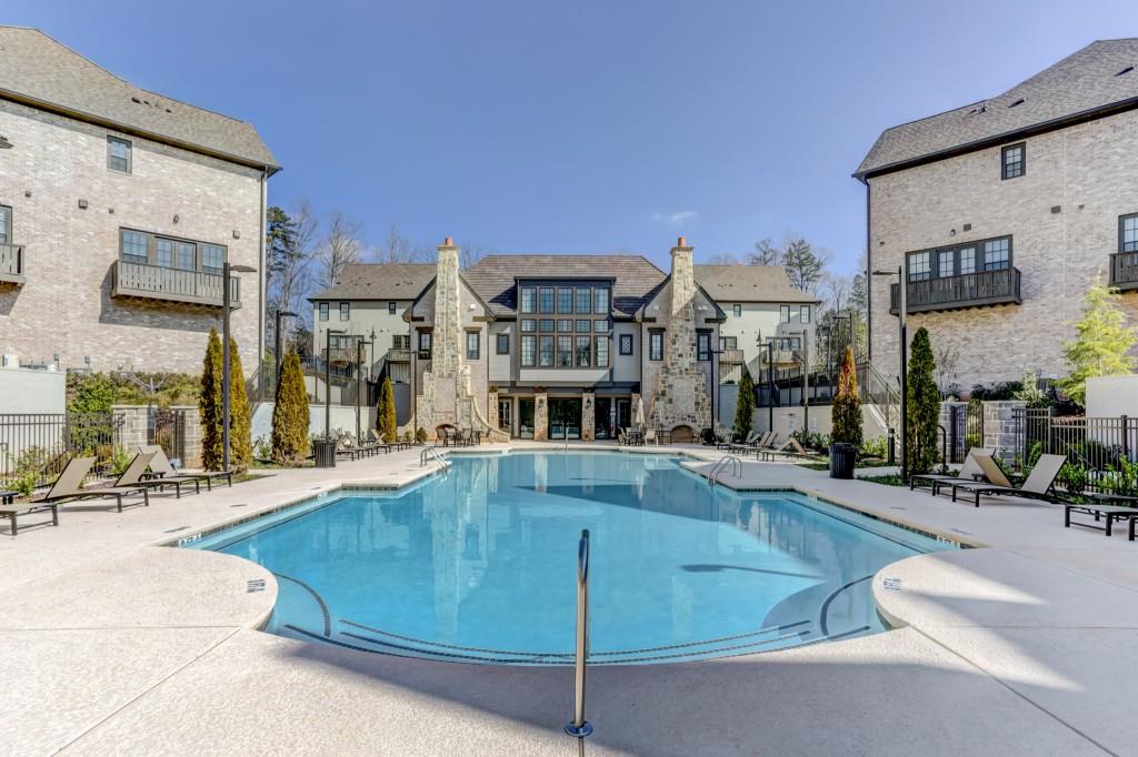 Aria Amenity - Pool