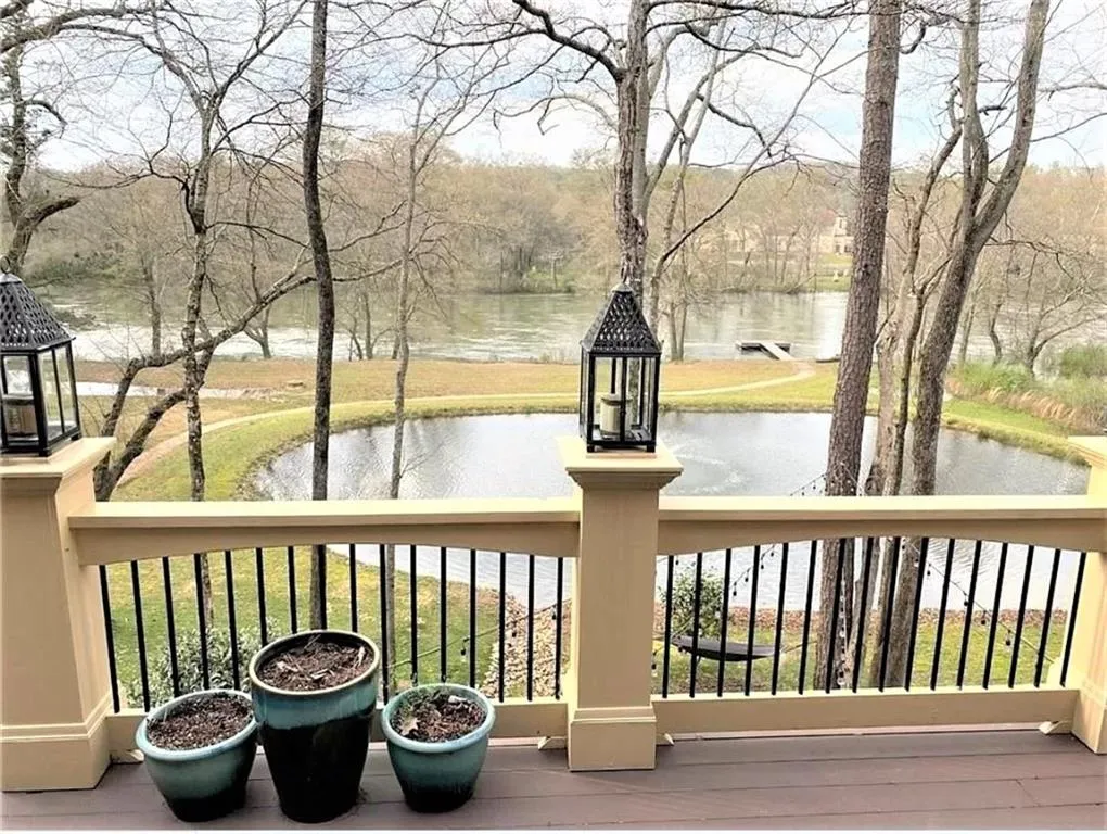 260 Rivermere Way, Sandy Springs, Georgia 30350, 6 Bedrooms Bedrooms, ,6 BathroomsBathrooms,Residential,Sold,260 Rivermere Way,7018052