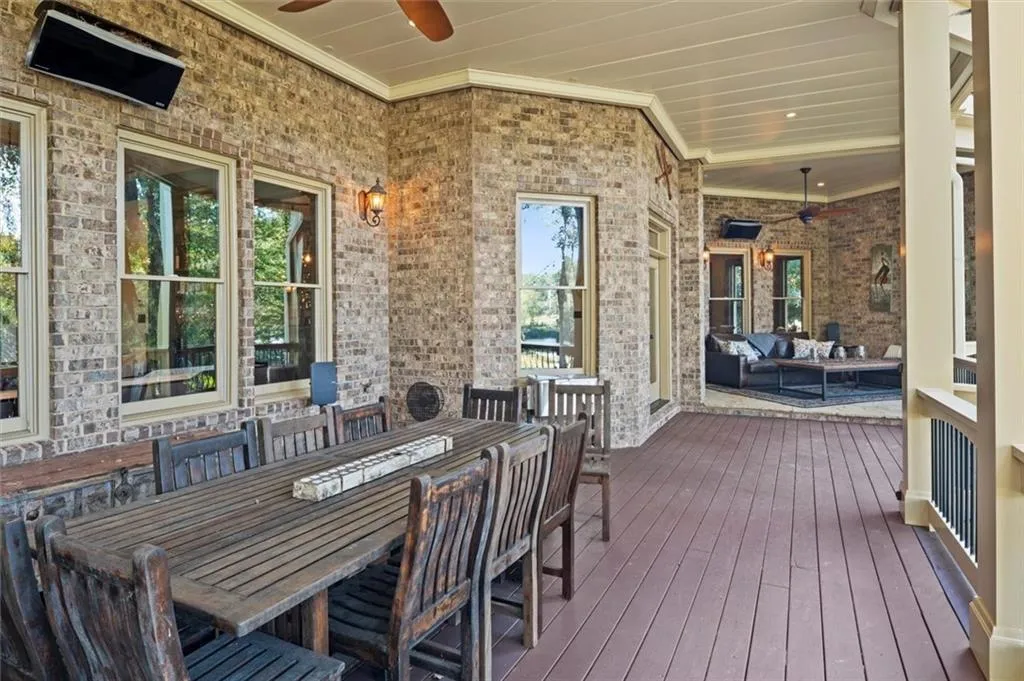 260 Rivermere Way, Sandy Springs, Georgia 30350, 6 Bedrooms Bedrooms, ,6 BathroomsBathrooms,Residential,Sold,260 Rivermere Way,7018052