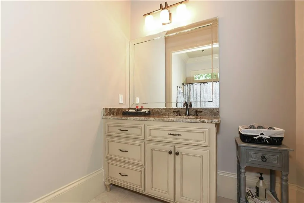 260 Rivermere Way, Sandy Springs, Georgia 30350, 6 Bedrooms Bedrooms, ,6 BathroomsBathrooms,Residential,Sold,260 Rivermere Way,7018052