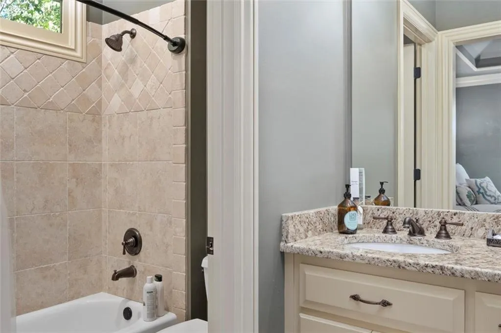 260 Rivermere Way, Sandy Springs, Georgia 30350, 6 Bedrooms Bedrooms, ,6 BathroomsBathrooms,Residential,Sold,260 Rivermere Way,7018052