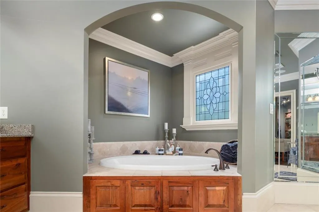 260 Rivermere Way, Sandy Springs, Georgia 30350, 6 Bedrooms Bedrooms, ,6 BathroomsBathrooms,Residential,Sold,260 Rivermere Way,7018052