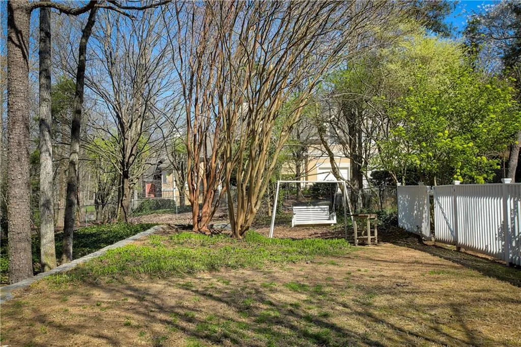 625 Mount Vernon Highway, Sandy Springs, Georgia 30327, 6 Bedrooms Bedrooms, ,5 BathroomsBathrooms,Residential,Sold,625 Mount Vernon Highway,5980840