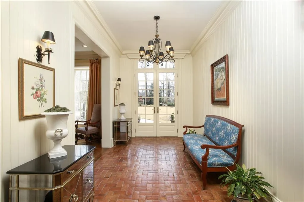 625 Mount Vernon Highway, Sandy Springs, Georgia 30327, 6 Bedrooms Bedrooms, ,5 BathroomsBathrooms,Residential,Sold,625 Mount Vernon Highway,5980840
