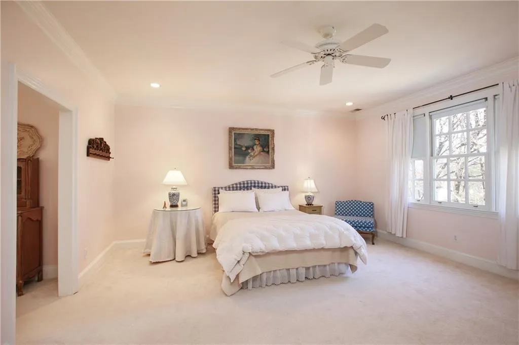 625 Mount Vernon Highway, Sandy Springs, Georgia 30327, 6 Bedrooms Bedrooms, ,5 BathroomsBathrooms,Residential,Sold,625 Mount Vernon Highway,5980840