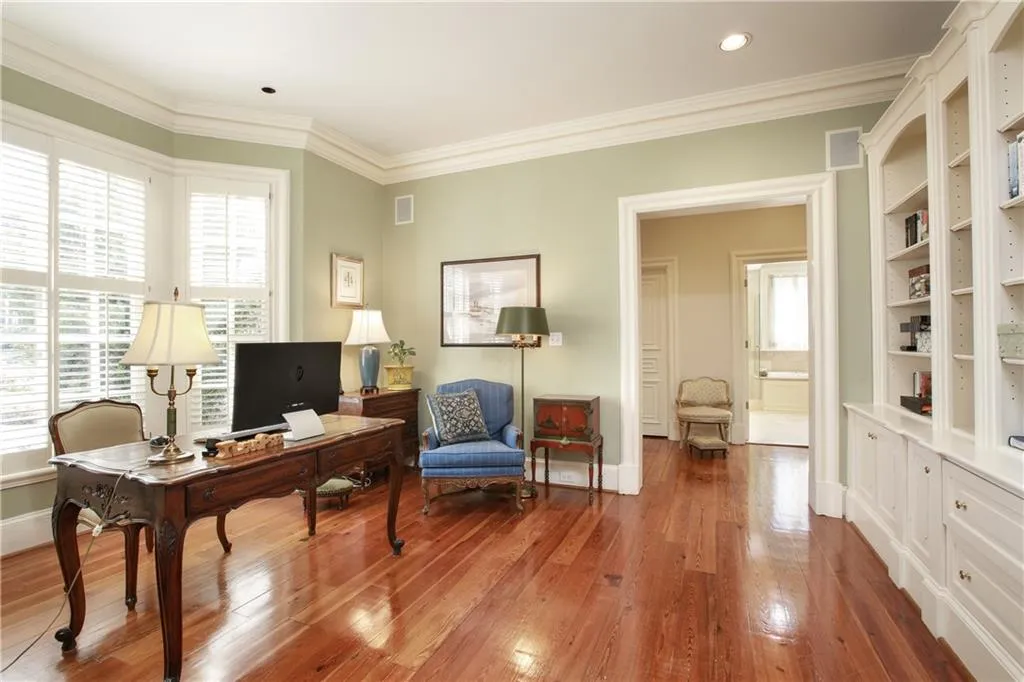 625 Mount Vernon Highway, Sandy Springs, Georgia 30327, 6 Bedrooms Bedrooms, ,5 BathroomsBathrooms,Residential,Sold,625 Mount Vernon Highway,5980840