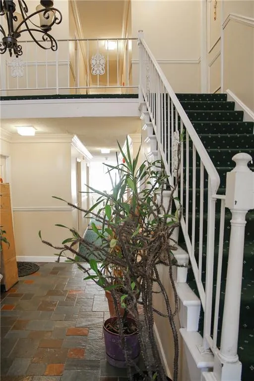 6851 Roswell Road Unit L7, Sandy Springs, Georgia 30328, 4 Bedrooms Bedrooms, ,2 BathroomsBathrooms,Residential,Sold,6851 Roswell Road Unit L7,6840375