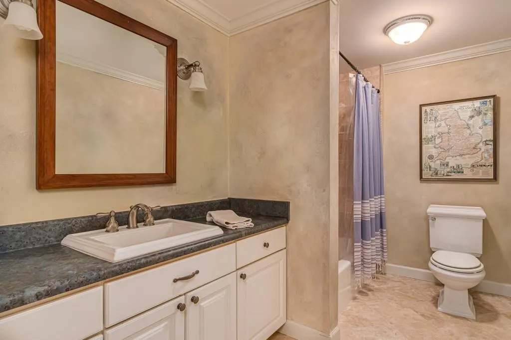 5 Powers Chase Circle, Sandy Springs, Georgia 30327, 5 Bedrooms Bedrooms, ,5 BathroomsBathrooms,Residential,Sold,5 Powers Chase Circle,6680041