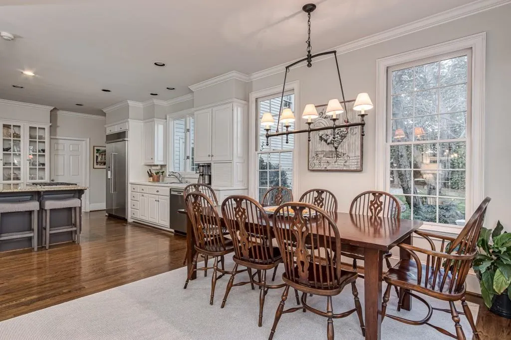 5 Powers Chase Circle, Sandy Springs, Georgia 30327, 5 Bedrooms Bedrooms, ,5 BathroomsBathrooms,Residential,Sold,5 Powers Chase Circle,6680041