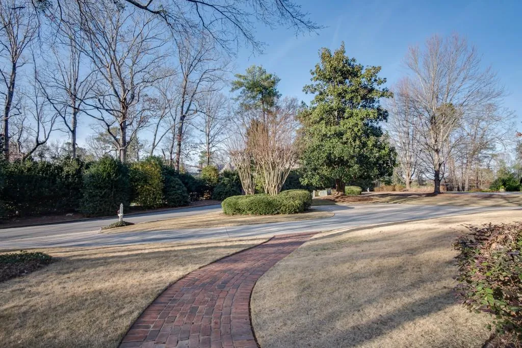 5 Powers Chase Circle, Sandy Springs, Georgia 30327, 5 Bedrooms Bedrooms, ,5 BathroomsBathrooms,Residential,Sold,5 Powers Chase Circle,6680041
