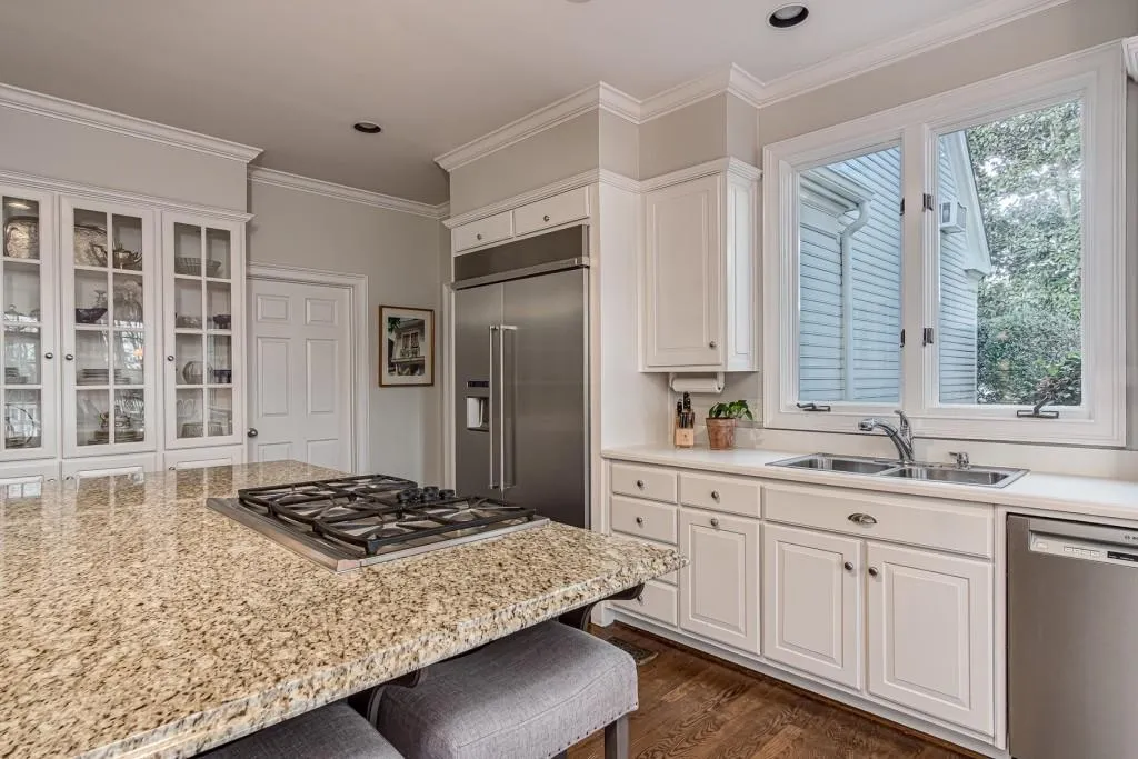 5 Powers Chase Circle, Sandy Springs, Georgia 30327, 5 Bedrooms Bedrooms, ,5 BathroomsBathrooms,Residential,Sold,5 Powers Chase Circle,6680041