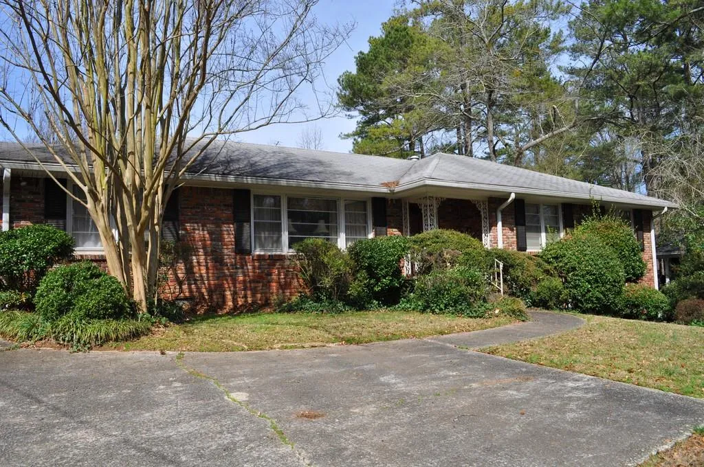 510 Windsor Parkway, Sandy Springs, Georgia 30342, 3 Bedrooms Bedrooms, ,3 BathroomsBathrooms,Residential,Sold,510 Windsor Parkway,6690201