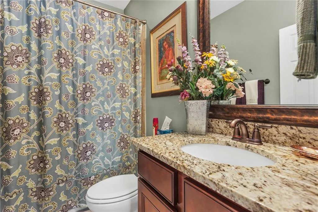 827 Northam Lane, Sandy Springs, Georgia 30342, 3 Bedrooms Bedrooms, ,3 BathroomsBathrooms,Residential,Sold,827 Northam Lane,7018225