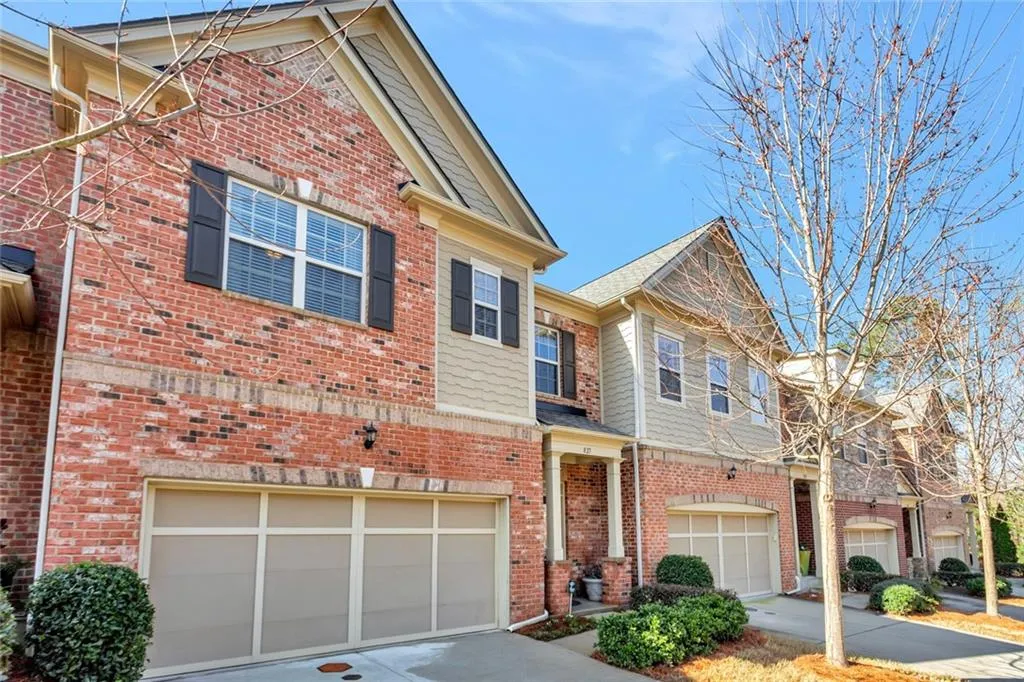 827 Northam Lane, Sandy Springs, Georgia 30342, 3 Bedrooms Bedrooms, ,3 BathroomsBathrooms,Residential,Sold,827 Northam Lane,7018225