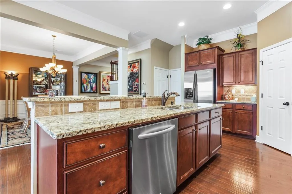 827 Northam Lane, Sandy Springs, Georgia 30342, 3 Bedrooms Bedrooms, ,3 BathroomsBathrooms,Residential,Sold,827 Northam Lane,7018225