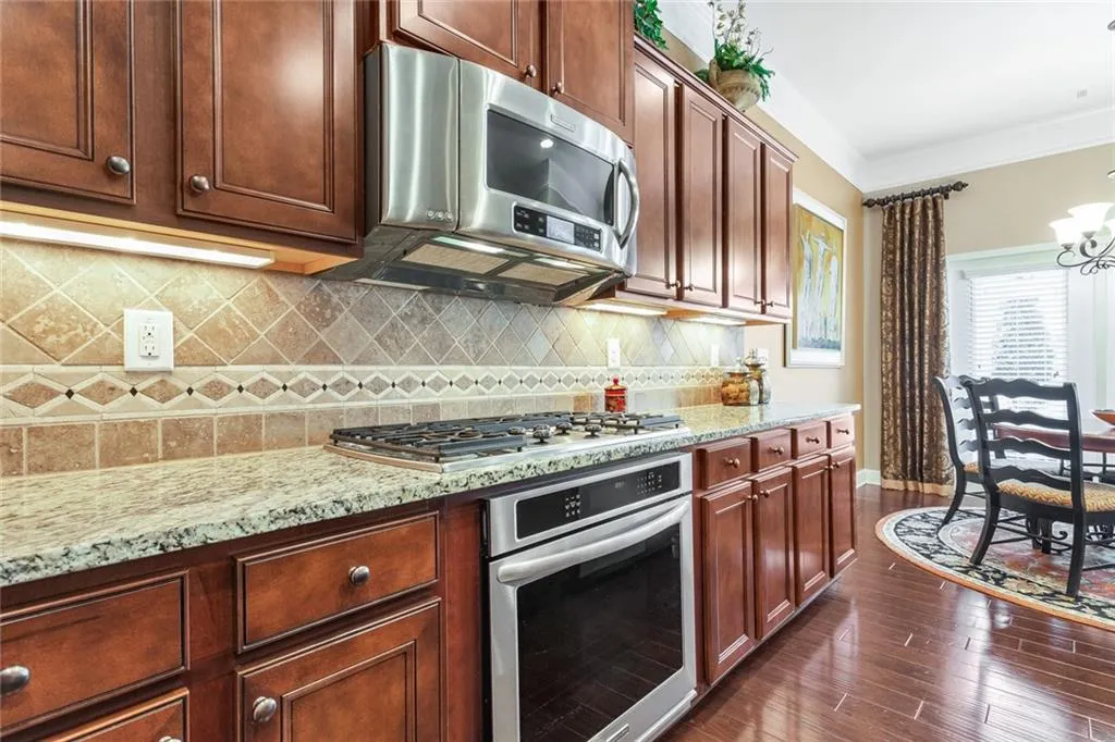 827 Northam Lane, Sandy Springs, Georgia 30342, 3 Bedrooms Bedrooms, ,3 BathroomsBathrooms,Residential,Sold,827 Northam Lane,7018225