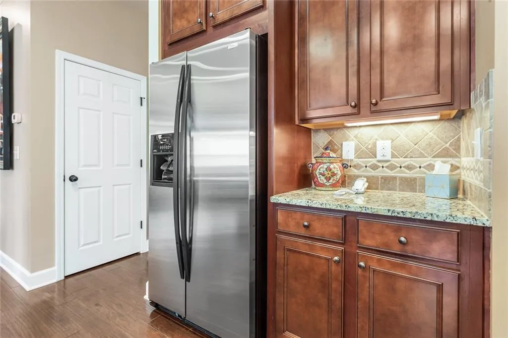 827 Northam Lane, Sandy Springs, Georgia 30342, 3 Bedrooms Bedrooms, ,3 BathroomsBathrooms,Residential,Sold,827 Northam Lane,7018225