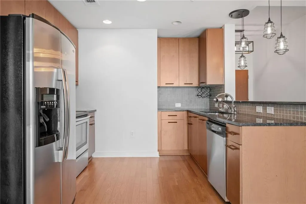 3300 Windy Ridge Parkway Se Unit 1113, Atlanta, Georgia 30339, 2 Bedrooms Bedrooms, ,2 BathroomsBathrooms,Residential,For Sale,3300 Windy Ridge Parkway Se Unit 1113,7617258