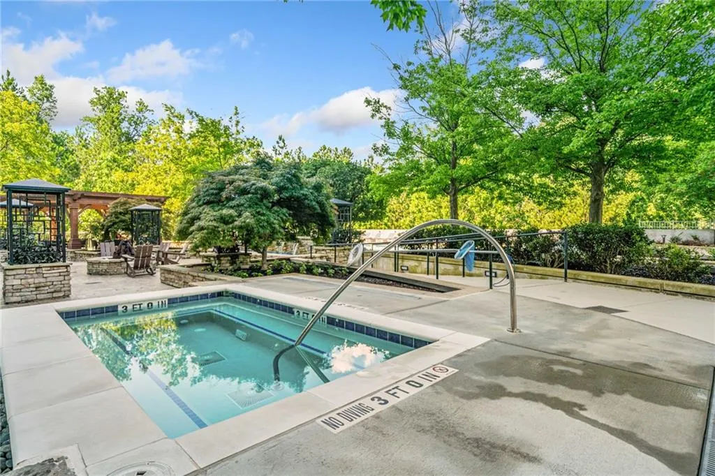 3300 Windy Ridge Parkway Se Unit 1113, Atlanta, Georgia 30339, 2 Bedrooms Bedrooms, ,2 BathroomsBathrooms,Residential,For Sale,3300 Windy Ridge Parkway Se Unit 1113,7617258