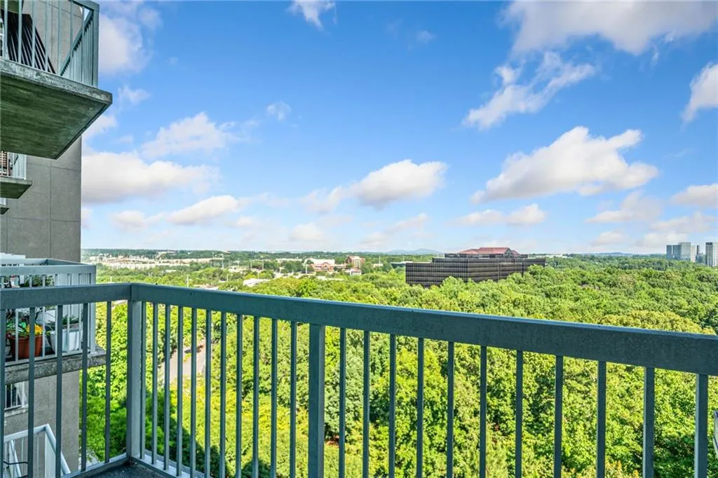 3300 Windy Ridge Parkway Se Unit 1113, Atlanta, Georgia 30339, 2 Bedrooms Bedrooms, ,2 BathroomsBathrooms,Residential,For Sale,3300 Windy Ridge Parkway Se Unit 1113,7617258