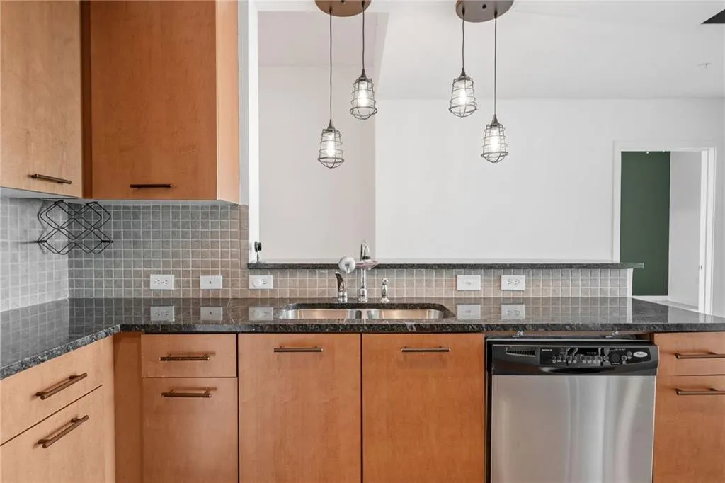 3300 Windy Ridge Parkway Se Unit 1113, Atlanta, Georgia 30339, 2 Bedrooms Bedrooms, ,2 BathroomsBathrooms,Residential,For Sale,3300 Windy Ridge Parkway Se Unit 1113,7617258