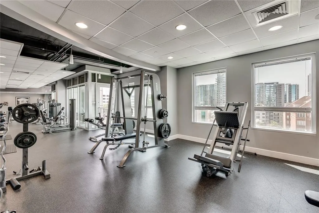 923 Peachtree Street Ne Unit 1524, Atlanta, Georgia 30309, 1 Bedroom Bedrooms, ,1 BathroomBathrooms,Residential,For Sale,923 Peachtree Street Ne Unit 1524,7612547