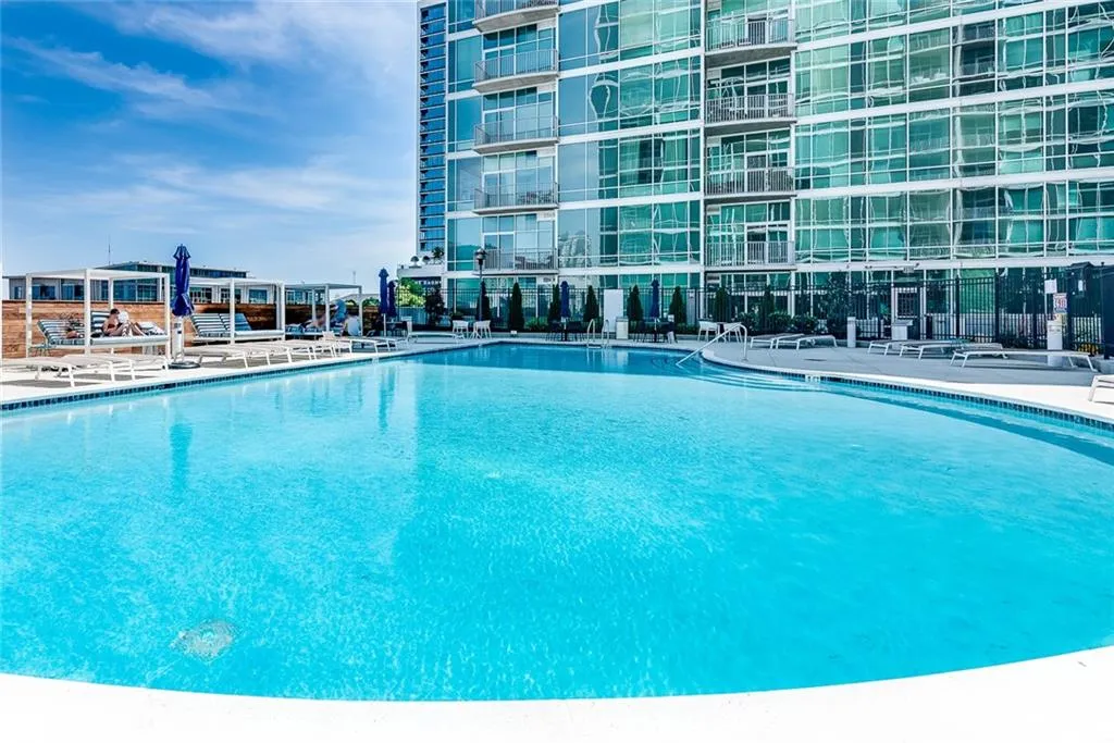 923 Peachtree Street Ne Unit 1524, Atlanta, Georgia 30309, 1 Bedroom Bedrooms, ,1 BathroomBathrooms,Residential,For Sale,923 Peachtree Street Ne Unit 1524,7612547