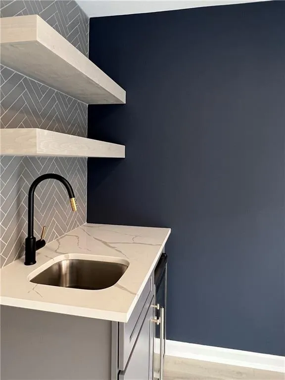 6700 Roswell Road Unit 33a, Atlanta, Georgia 30328, 2 Bedrooms Bedrooms, ,1 BathroomBathrooms,Residential,Sold,6700 Roswell Road Unit 33a,7148985