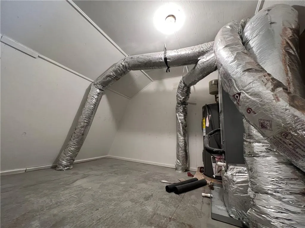 6700 Roswell Road Unit 33a, Atlanta, Georgia 30328, 2 Bedrooms Bedrooms, ,1 BathroomBathrooms,Residential,Sold,6700 Roswell Road Unit 33a,7148985