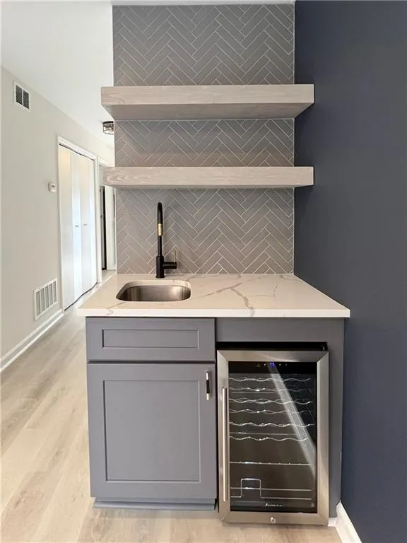 6700 Roswell Road Unit 33a, Atlanta, Georgia 30328, 2 Bedrooms Bedrooms, ,1 BathroomBathrooms,Residential,Sold,6700 Roswell Road Unit 33a,7148985