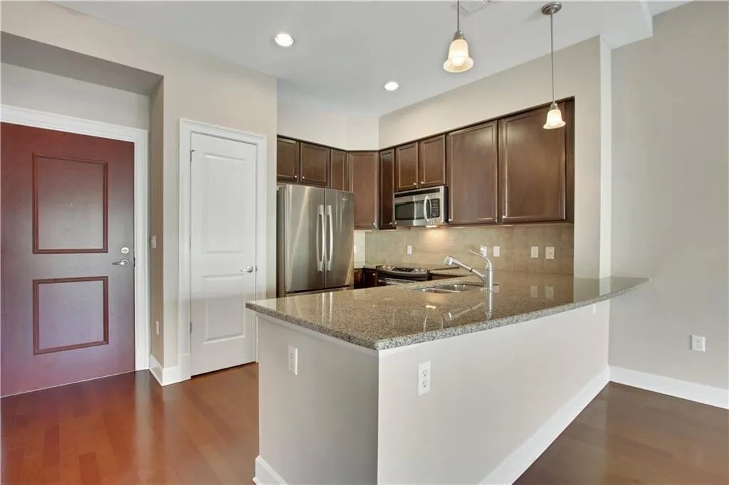 200 River Vista Drive Unit 732, Atlanta, Georgia 30339, 1 Bedroom Bedrooms, ,1 BathroomBathrooms,Residential,Sold,200 River Vista Drive Unit 732,6841958