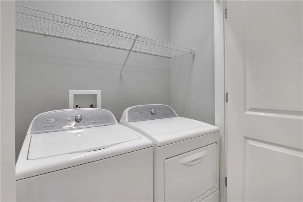 200 River Vista Drive Unit 732, Atlanta, Georgia 30339, 1 Bedroom Bedrooms, ,1 BathroomBathrooms,Residential,Sold,200 River Vista Drive Unit 732,6841958