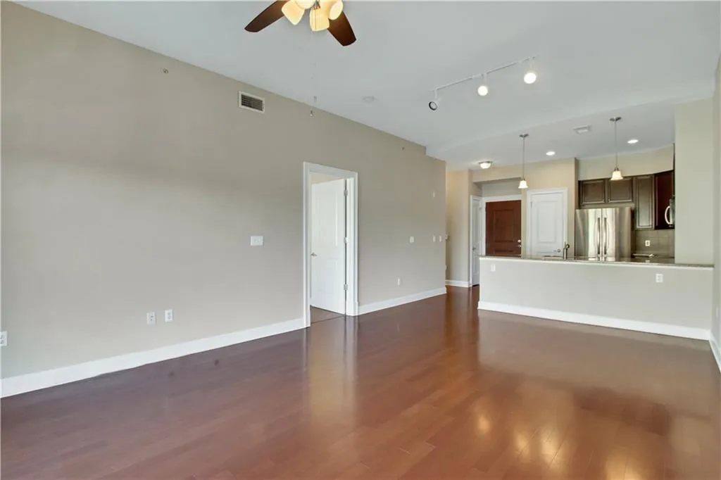 200 River Vista Drive Unit 732, Atlanta, Georgia 30339, 1 Bedroom Bedrooms, ,1 BathroomBathrooms,Residential,Sold,200 River Vista Drive Unit 732,6841958