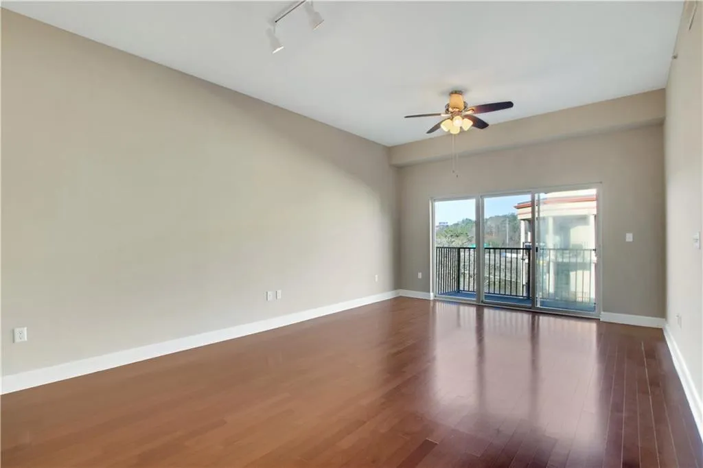 200 River Vista Drive Unit 732, Atlanta, Georgia 30339, 1 Bedroom Bedrooms, ,1 BathroomBathrooms,Residential,Sold,200 River Vista Drive Unit 732,6841958