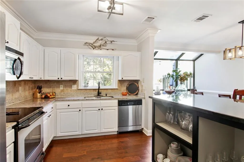 50 Mount Vernon Circle, Atlanta, Georgia 30338, 2 Bedrooms Bedrooms, ,2 BathroomsBathrooms,Residential,Sold,50 Mount Vernon Circle,6969588