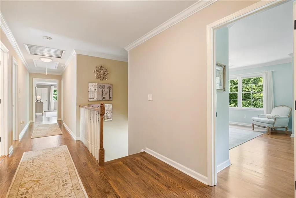 1010 Ivy Falls Drive, Sandy Springs, Georgia 30328, 5 Bedrooms Bedrooms, ,4 BathroomsBathrooms,Residential,Sold,1010 Ivy Falls Drive,7433628