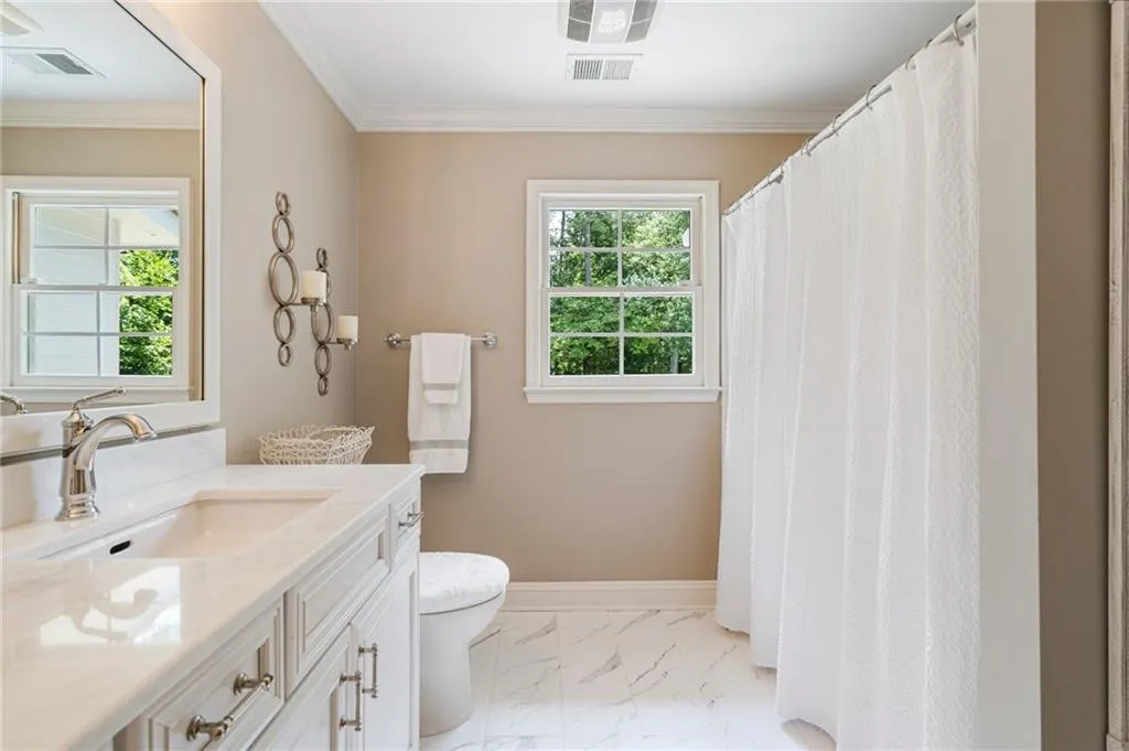 1010 Ivy Falls Drive, Sandy Springs, Georgia 30328, 5 Bedrooms Bedrooms, ,4 BathroomsBathrooms,Residential,Sold,1010 Ivy Falls Drive,7433628