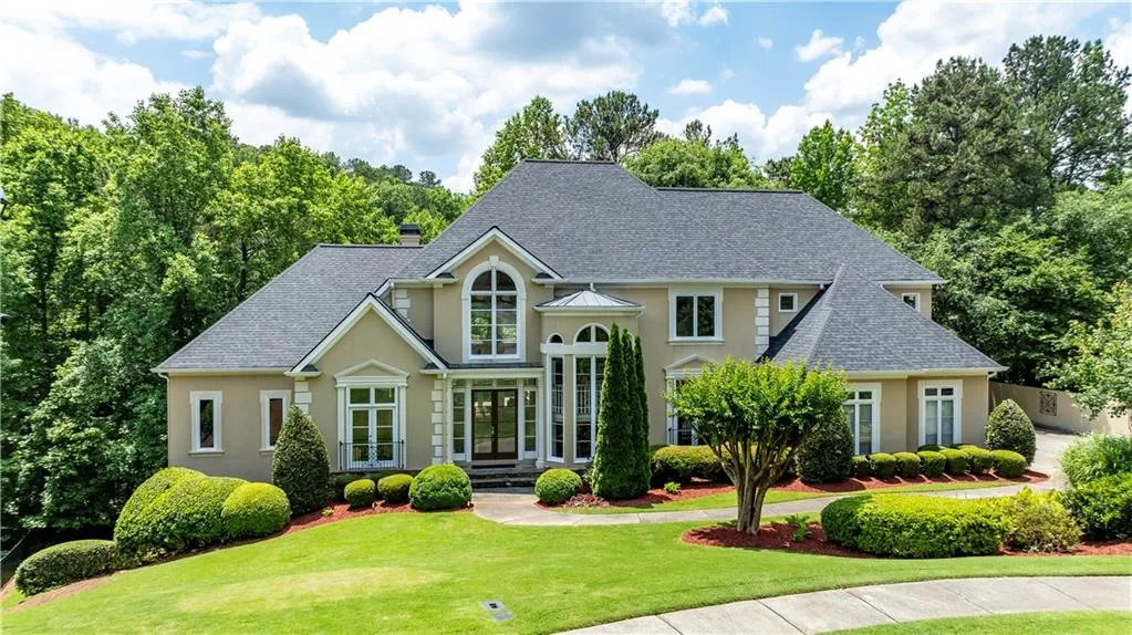460 Verdi Lane, Sandy Springs, Georgia 30350, 6 Bedrooms Bedrooms, ,4 BathroomsBathrooms,Residential,Sold,460 Verdi Lane,7435155