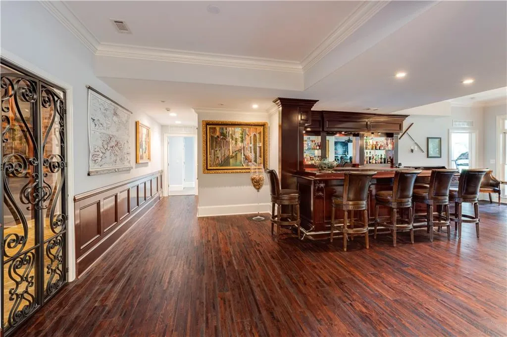 460 Verdi Lane, Sandy Springs, Georgia 30350, 6 Bedrooms Bedrooms, ,4 BathroomsBathrooms,Residential,Sold,460 Verdi Lane,7435155