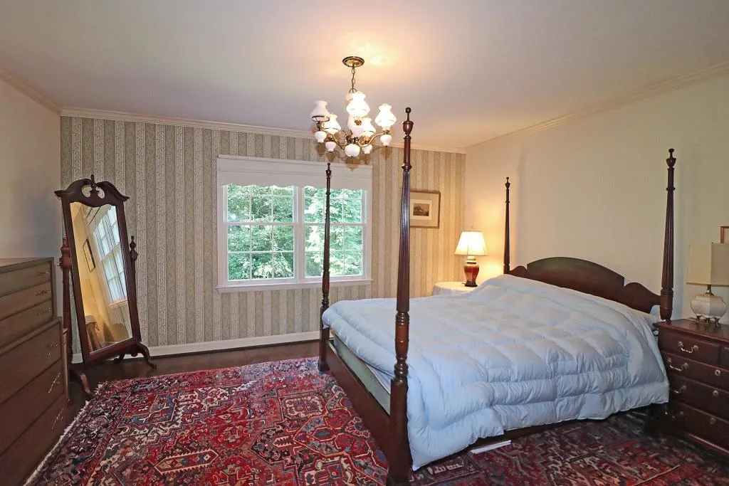 775 Weatherly Lane, Sandy Springs, Georgia 30328, 4 Bedrooms Bedrooms, ,2 BathroomsBathrooms,Residential,Sold,775 Weatherly Lane,6903115