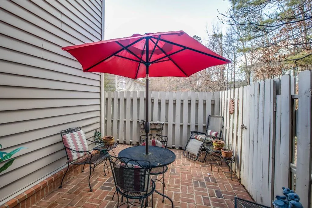 15 Mount Vernon Circle, Atlanta, Georgia 30338, 2 Bedrooms Bedrooms, ,2 BathroomsBathrooms,Residential,Sold,15 Mount Vernon Circle,5964331