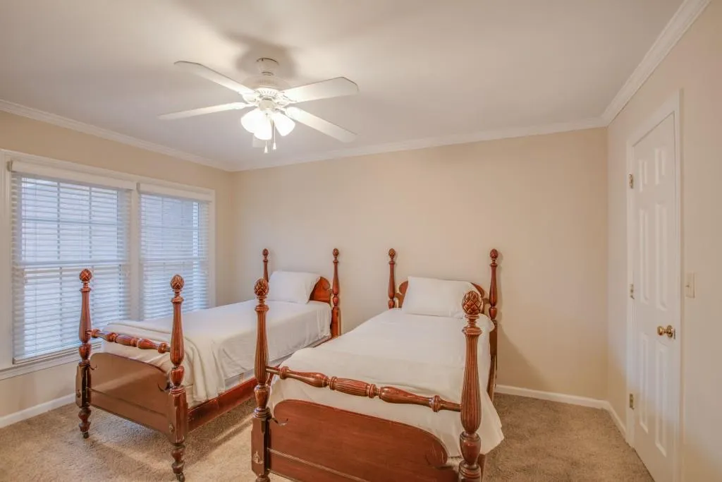 15 Mount Vernon Circle, Atlanta, Georgia 30338, 2 Bedrooms Bedrooms, ,2 BathroomsBathrooms,Residential,Sold,15 Mount Vernon Circle,5964331